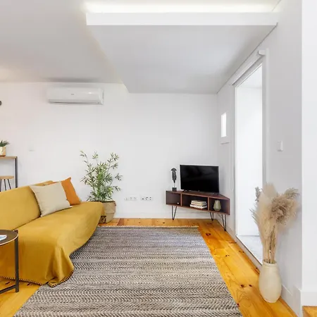 Relax By Own Places Apartment